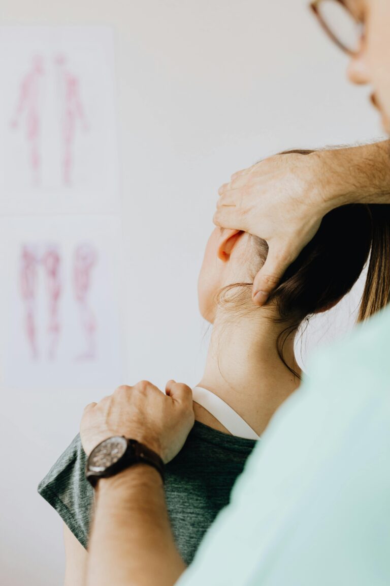 Expert neck pain physiotherapy session at Olive Physiotherapy Langley City BC